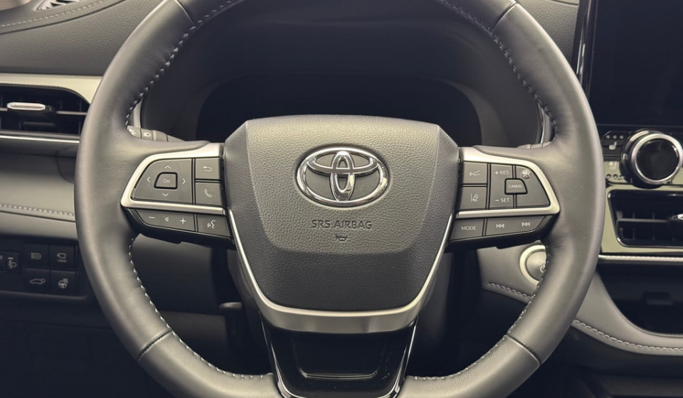 TOYOTA Highlander Hybrid 2.5 Premium AWD-i