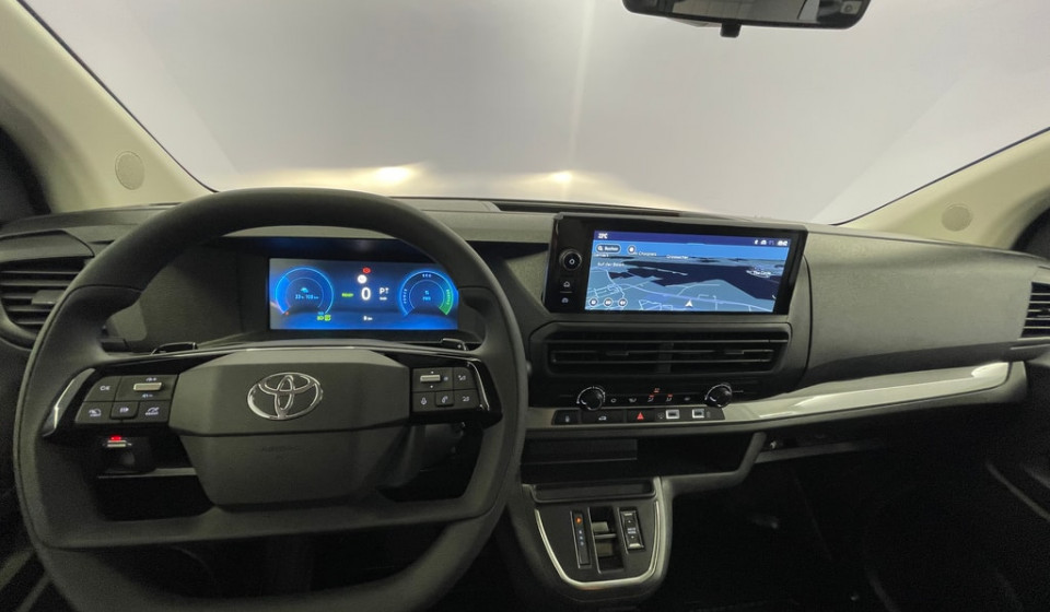 TOYOTA Proace Van L1 Electric 75 kWh Advanced