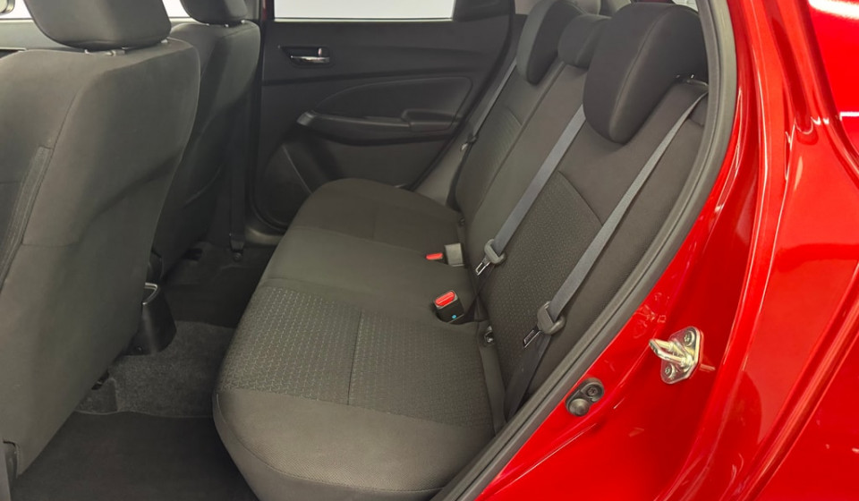 SUZUKI Swift 1.2 Piz Sulai Top Hybrid 4x4