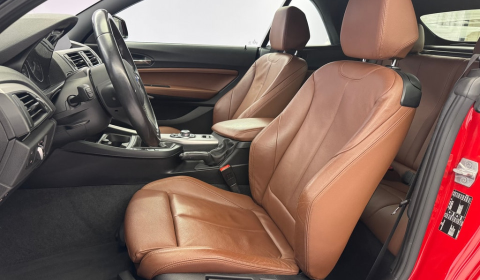 BMW 230 230i