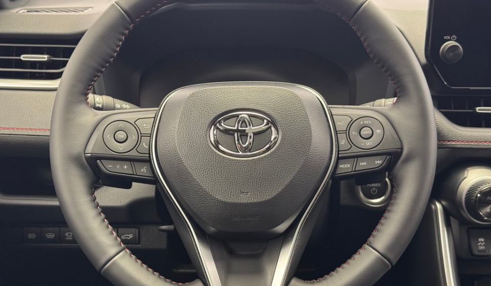 TOYOTA RAV-4 Plug-in Hybrid 2.5 Platinum AWD-i