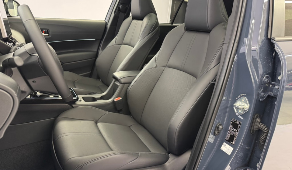 TOYOTA Corolla Cross Hybrid 2.0 Premium AWD-i