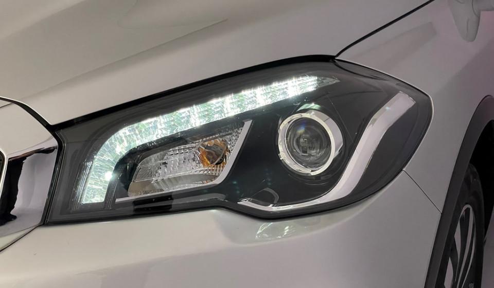 SUZUKI S-CROSS 1.4 T Generation Top Hybrid 4x4