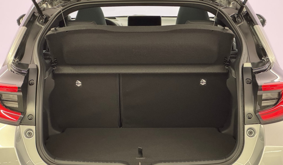 TOYOTA Yaris Hybrid 1.5 Premium
