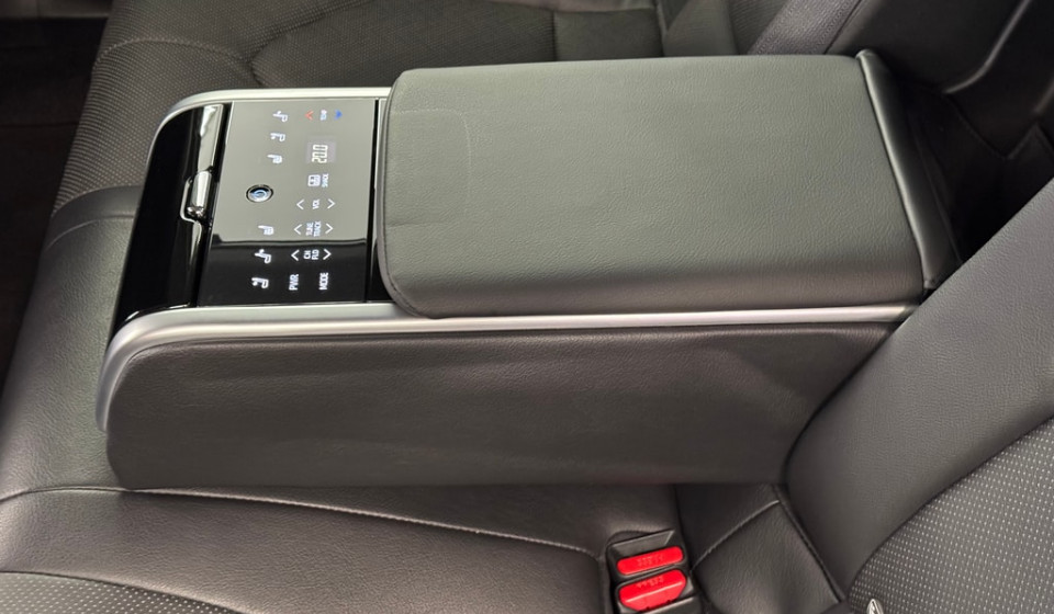 TOYOTA Camry Hybrid 2.5 Premium