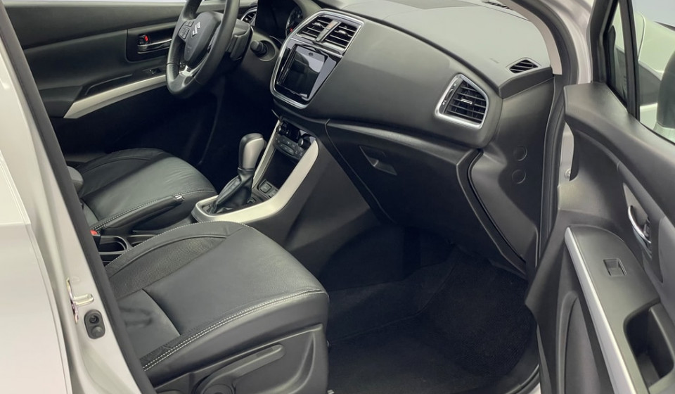 SUZUKI S-CROSS 1.4 T Generation Top Hybrid 4x4