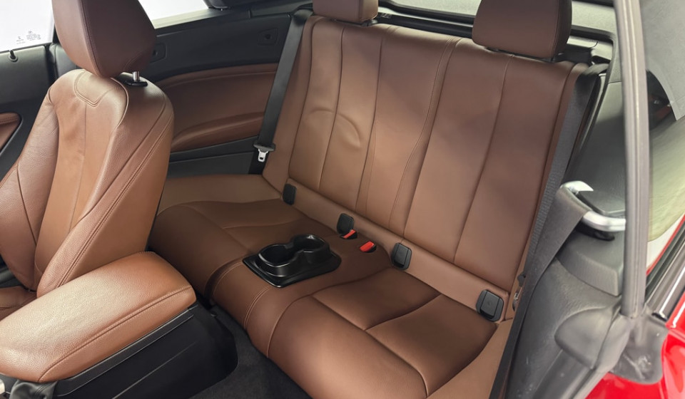 BMW 230 230i
