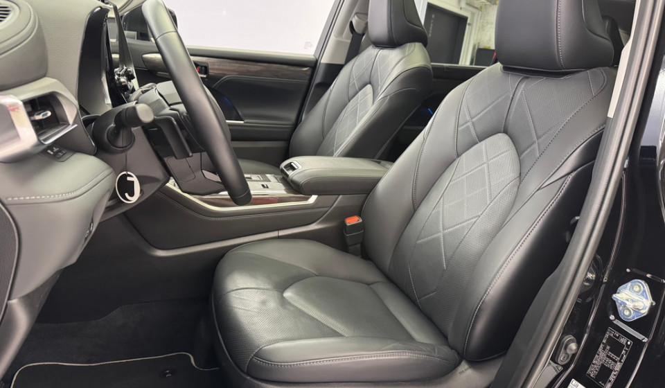 TOYOTA Highlander Hybrid 2.5 Premium AWD-i