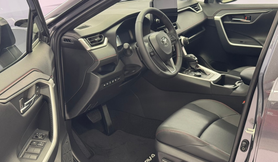 TOYOTA RAV-4 Plug-in Hybrid 2.5 Platinum AWD-i