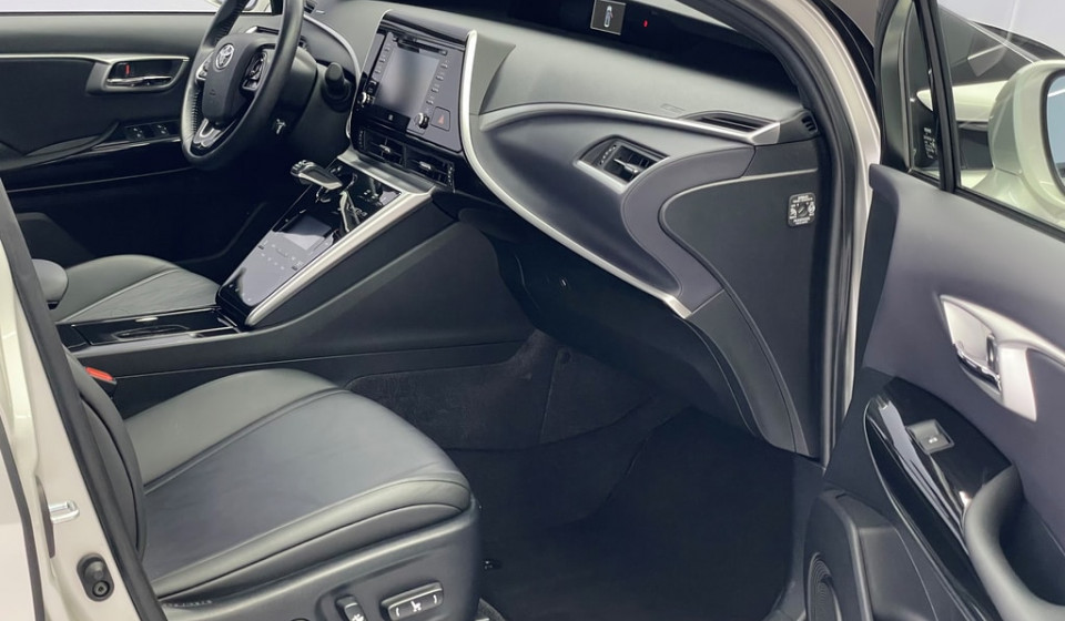 TOYOTA Mirai Fuel Cell Premium