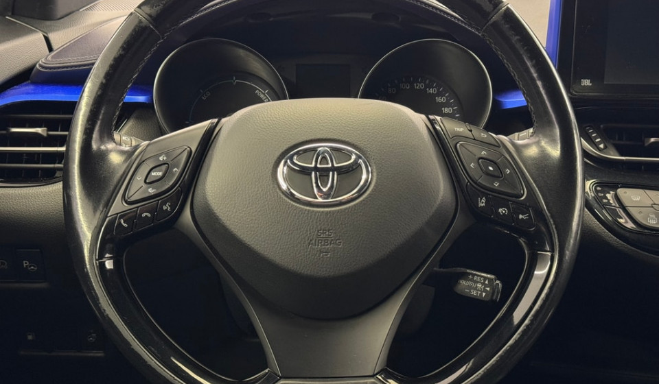 TOYOTA C-HR Hybrid 1.8 First Edition
