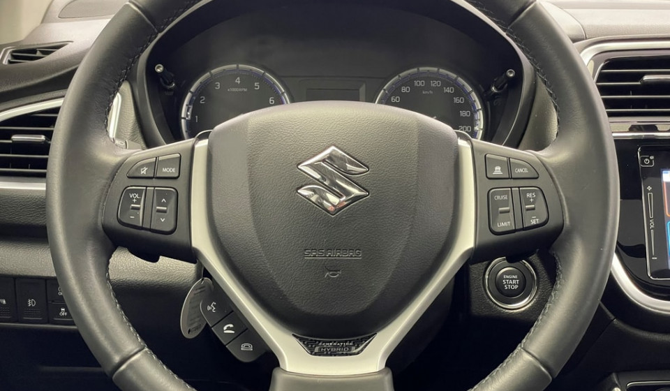 SUZUKI S-CROSS 1.4 T Generation Top Hybrid 4x4