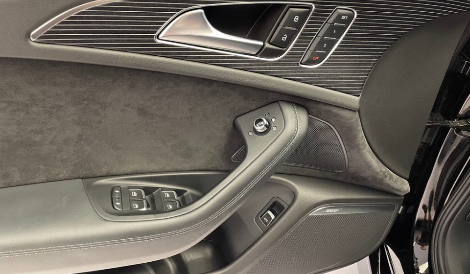 AUDI A6 Avant 3.0 V6 TFSI quattro S-Tronic