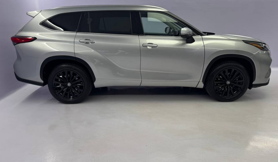 TOYOTA Highlander Hybrid 2.5 Premium AWD-i