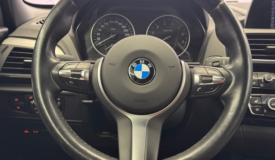 BMW 230 230i