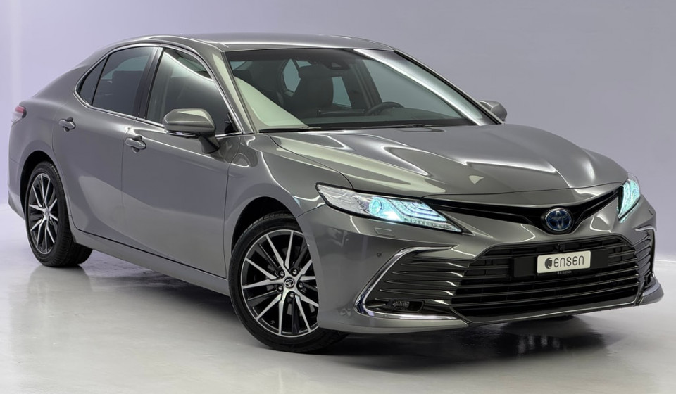 TOYOTA Camry Hybrid 2.5 Premium