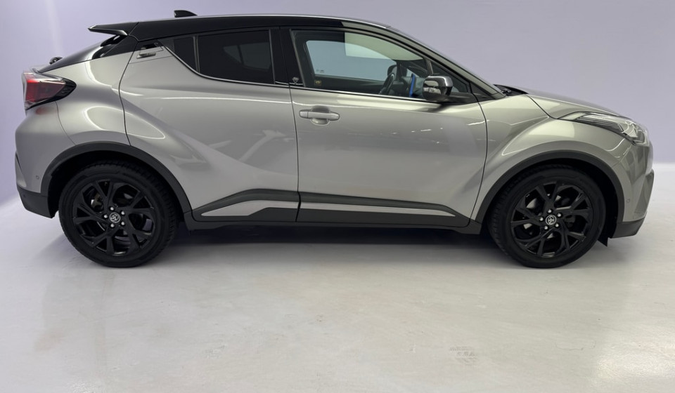 TOYOTA C-HR Hybrid 1.8 First Edition