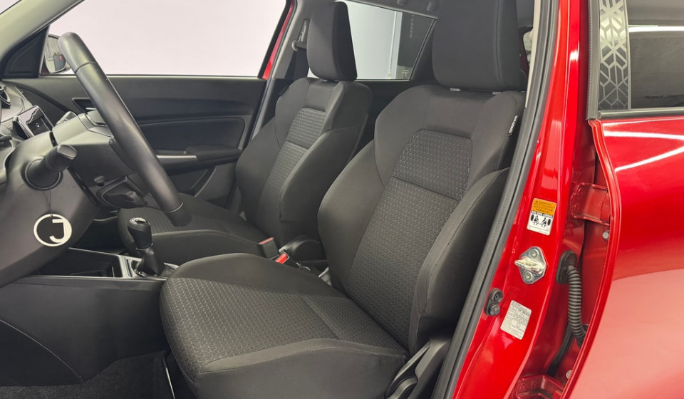 SUZUKI Swift 1.2 Piz Sulai Top Hybrid 4x4