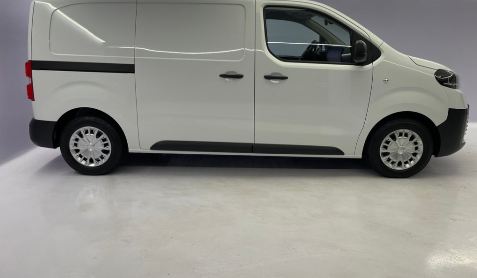TOYOTA Proace Van L1 Electric 75 kWh Advanced