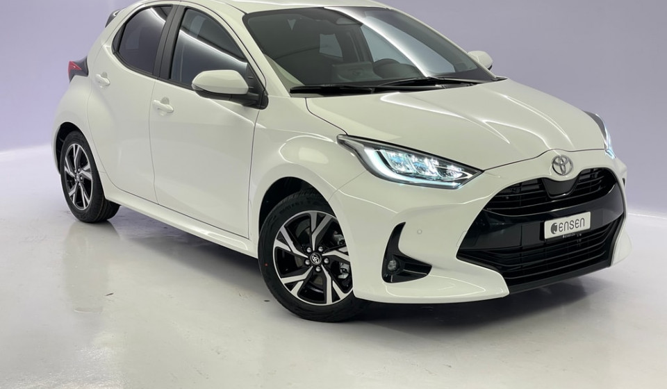 TOYOTA Yaris Hybrid 1.5 Trend
