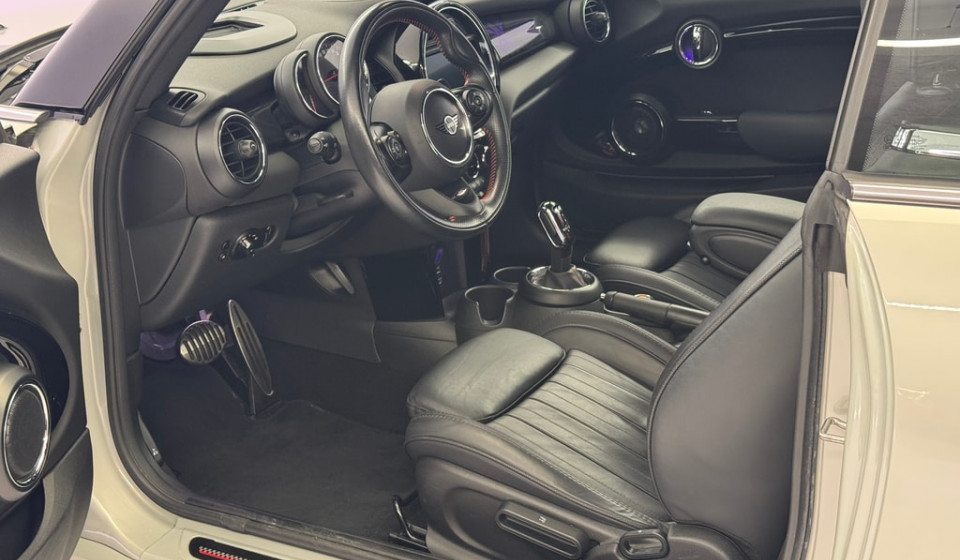 MINI Cabrio F57 2.0i John Cooper Works SAG