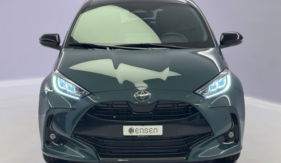 TOYOTA Yaris Hybrid 1.5 Premium