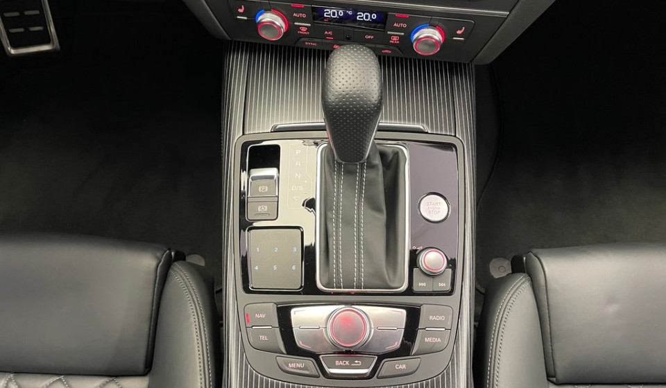 AUDI A6 Avant 3.0 V6 TFSI quattro S-Tronic