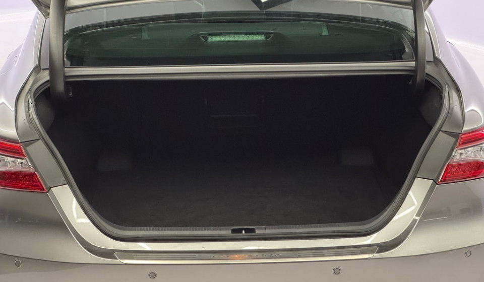 TOYOTA Camry Hybrid 2.5 Premium
