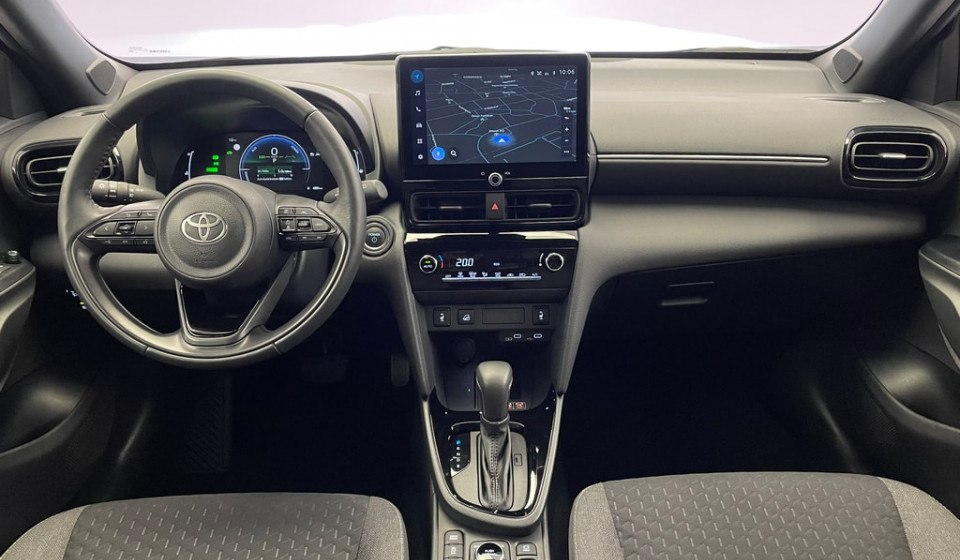 TOYOTA Yaris Cross Hybrid 1.5 Trend AWD-i