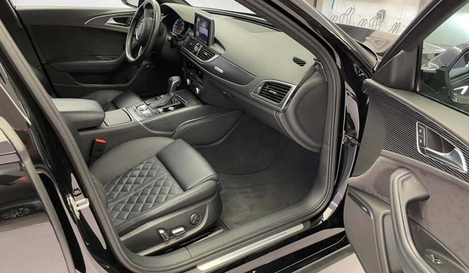 AUDI A6 Avant 3.0 V6 TFSI quattro S-Tronic