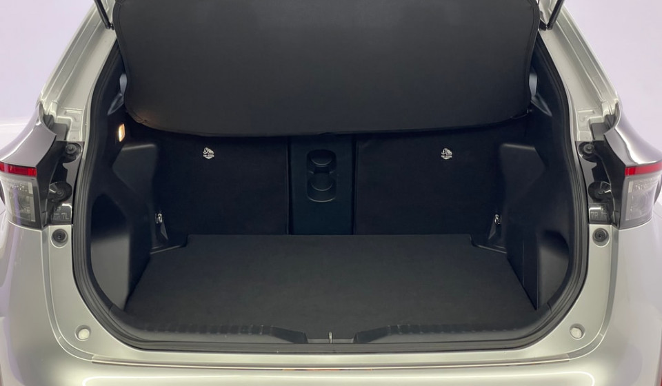 TOYOTA Yaris Cross Hybrid 1.5 Trend AWD-i