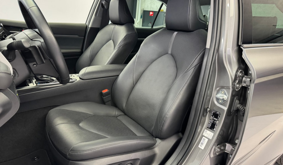 TOYOTA Camry Hybrid 2.5 Premium