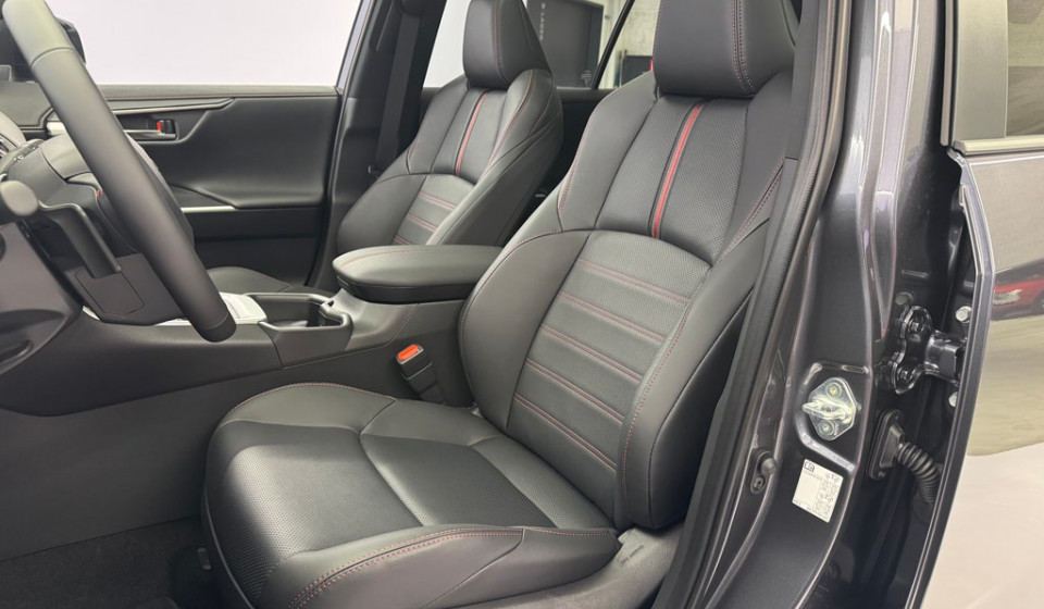 TOYOTA RAV-4 Plug-in Hybrid 2.5 Platinum AWD-i