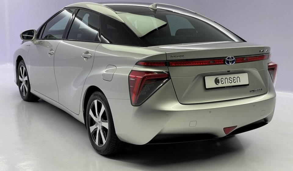 TOYOTA Mirai Fuel Cell Premium