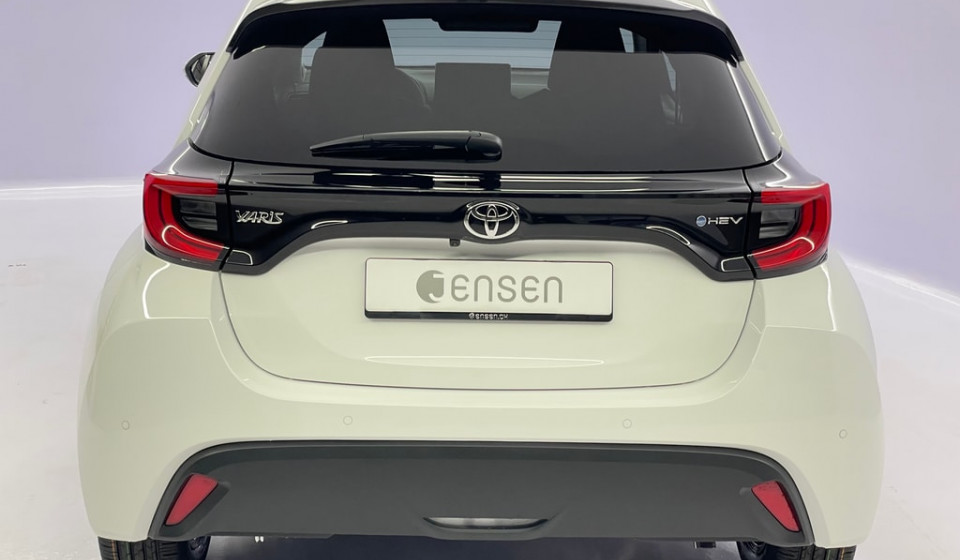 TOYOTA Yaris Hybrid 1.5 Trend
