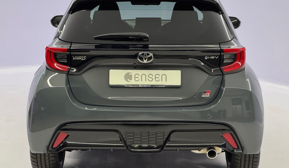 TOYOTA Yaris Hybrid 1.5 GR Sport