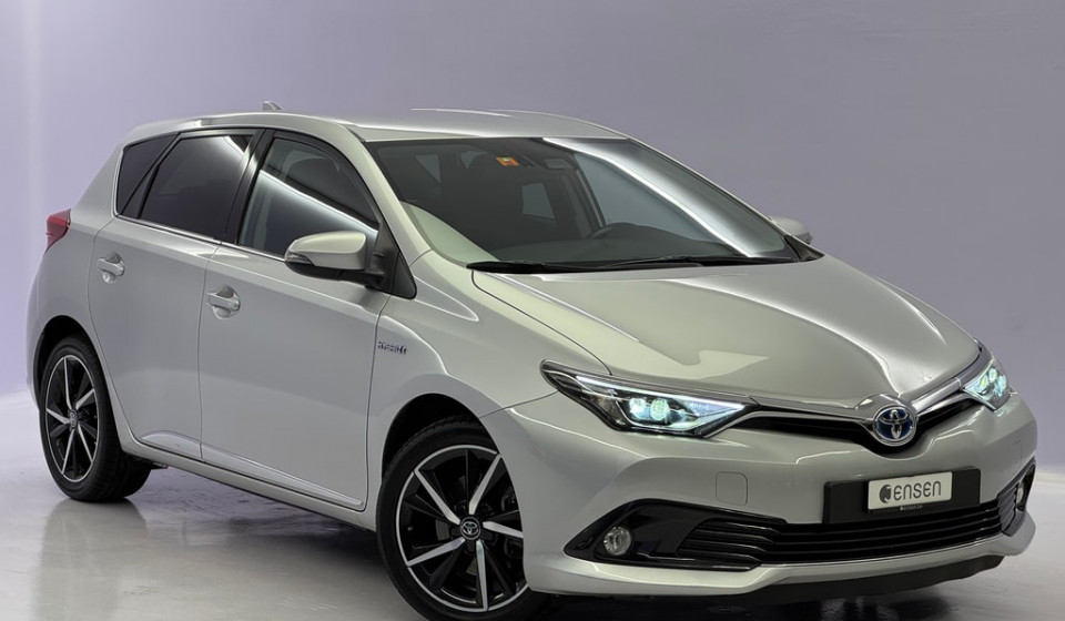 TOYOTA Auris Hybrid 1.8 Trend