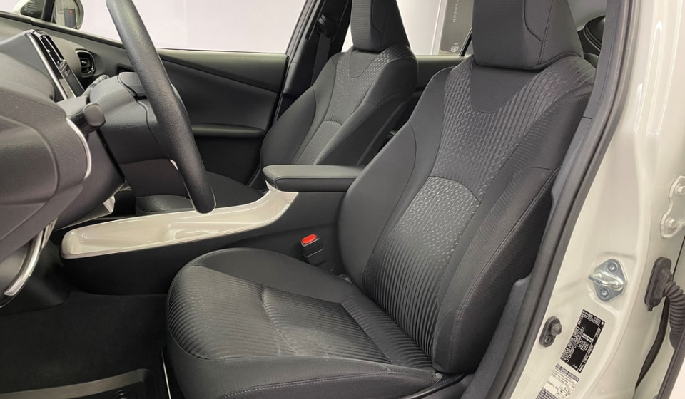 TOYOTA Prius Hybrid 1.8 Sol