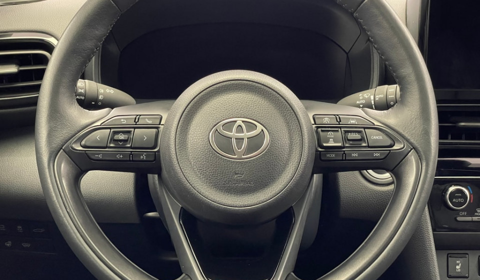 TOYOTA Yaris Cross Hybrid 1.5 Premiere Edition AWD-i