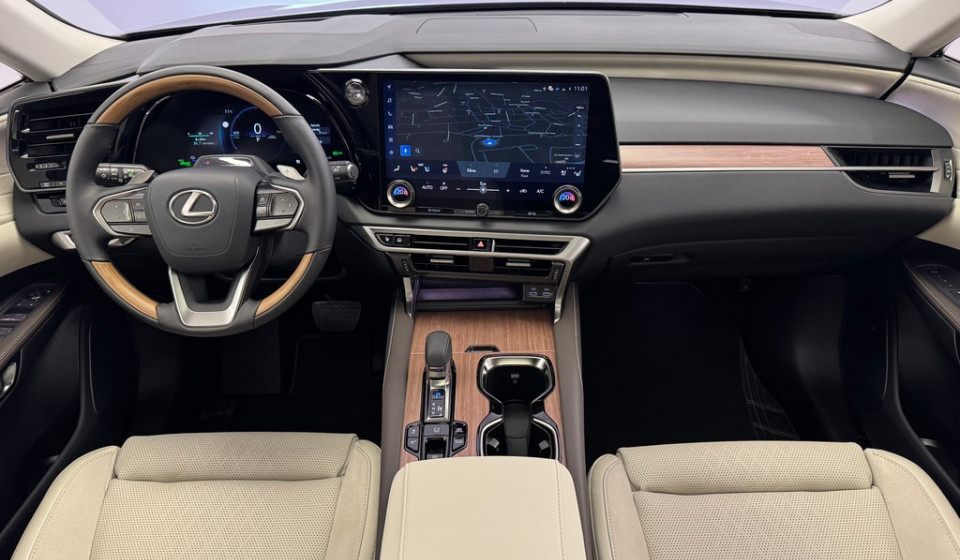LEXUS RX 450h+ Excellence E-FOUR Plug-in-Hybrid