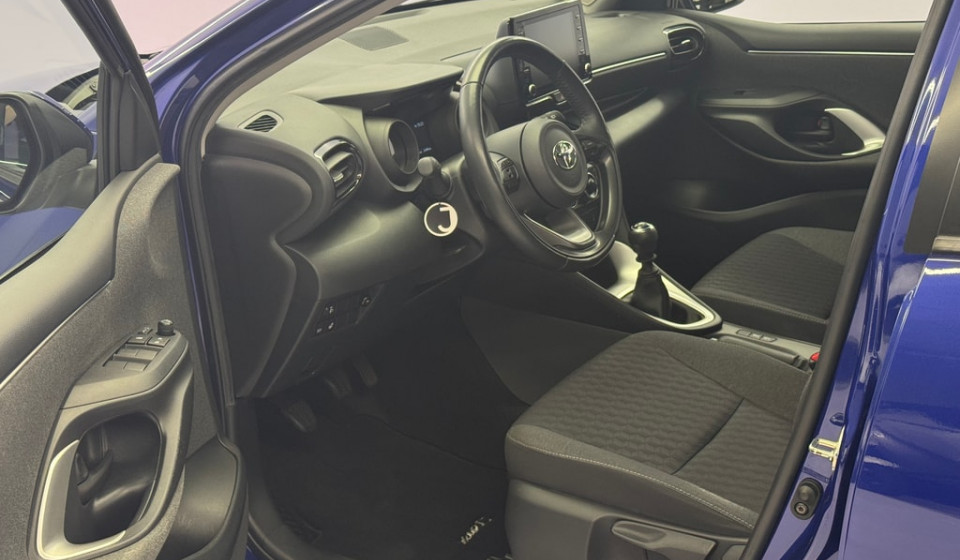 TOYOTA Yaris 1.5 Trend